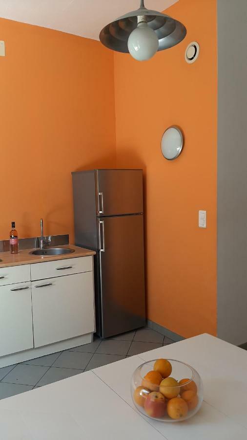 Grand Studio-Loft-Grand Parking-Climatise-Proche Centre อฌักซิโอ้ ภายนอก รูปภาพ