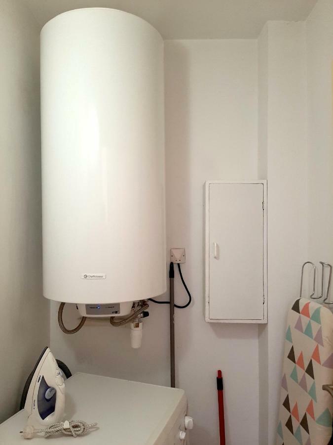 Grand Studio-Loft-Grand Parking-Climatise-Proche Centre อฌักซิโอ้ ภายนอก รูปภาพ